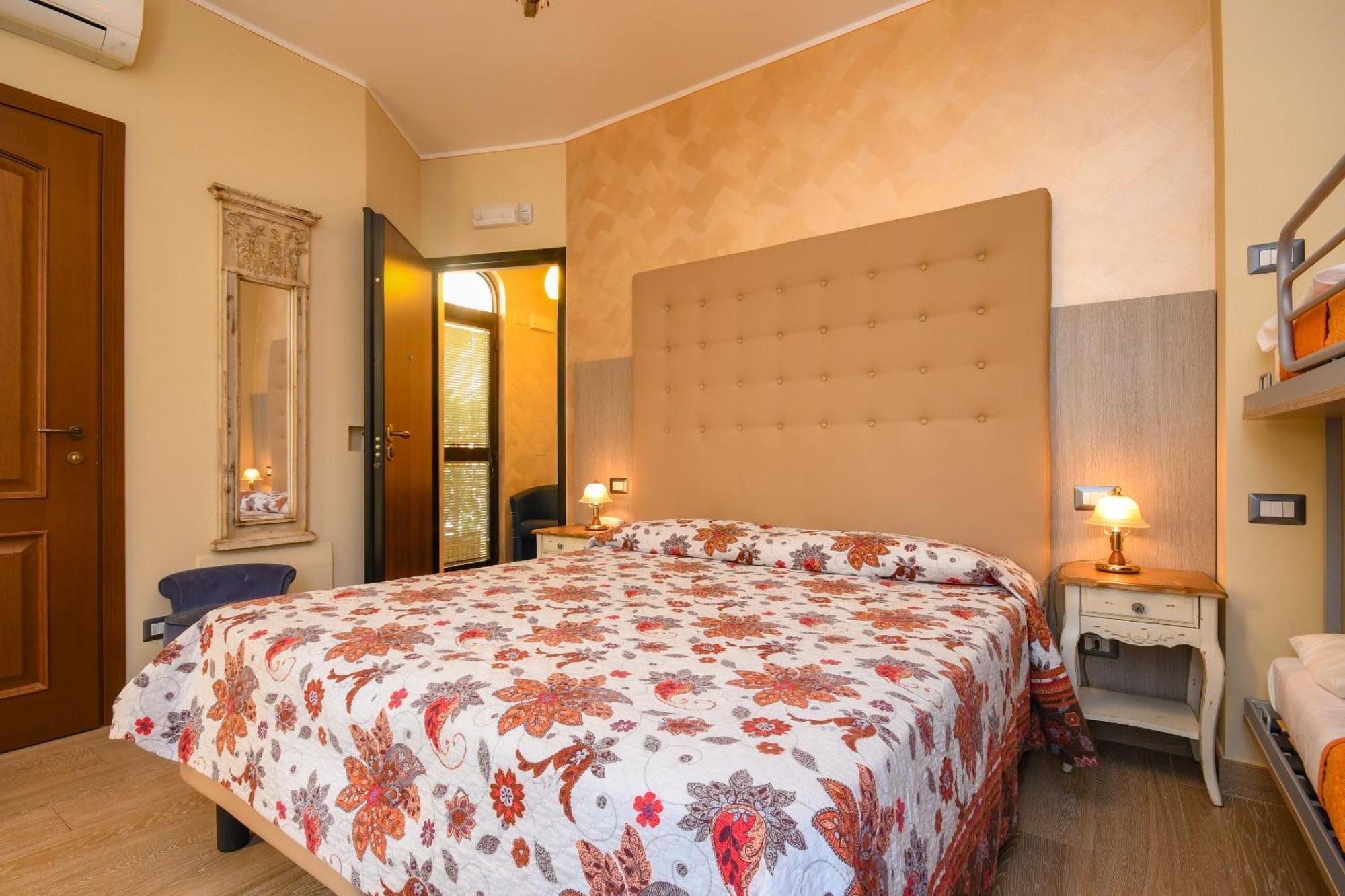 Appartamenti America Sirmione Exterior foto